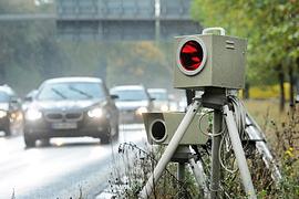Verkehrsrecht: Auch 18 Monate "Fahrtenbuch" sind möglich, wenn der Halter "veräppelt"