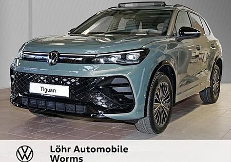 VW Tiguan Volkswagen R-Line 2.0 l TDI 4Motion DSG /