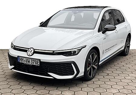 VW Golf Volkswagen VIII GTE 1.5 eHybrid DSG PANO/KAMERA/AHK