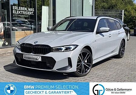 BMW 330 e xDrive Touring M Sport Stop&Go AdaptLED HUD
