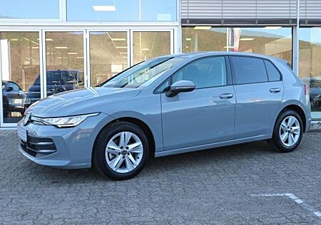 VW Golf Volkswagen 1.5 TSI Life ACC CARPLAY RFK LED FACELIFT