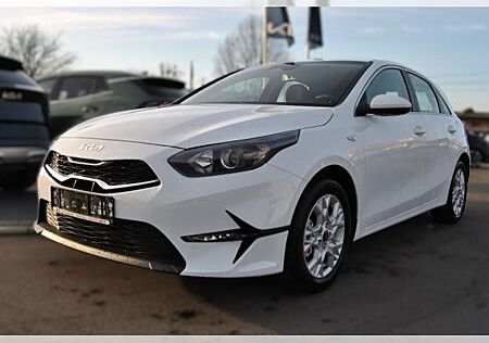 Kia Cee'd Ceed 1.0 T-GDI 100 Vision UVP 29.029 EUR