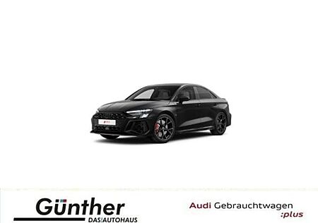 Audi RS3 Limousine +WINTERRÄDER+SPORTABGAS+360°+HEAD UP+