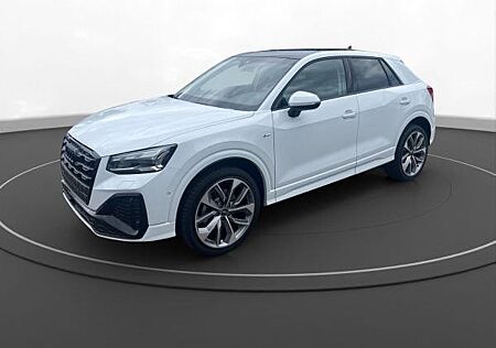 Audi Q2 35 TFSI S line AHK Pano Matrix LM 19" Navi PDC ACC
