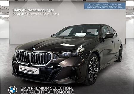 BMW 520 d Limousine M Sport AHK Driv.Assist+ Kamera