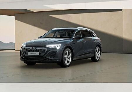 Audi Q8 e-tron S line 50 quattro, Matrix-LED, 20 Zoll