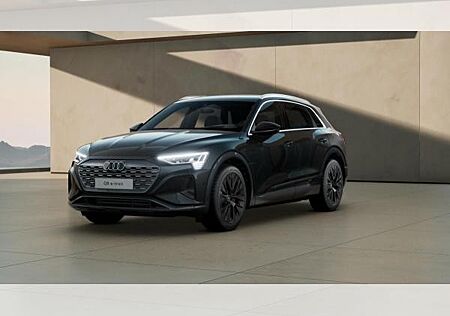 Audi Q8 e-tron Advanced 55 quattro, 21 Zoll, Matrix-LED, Head-Up
