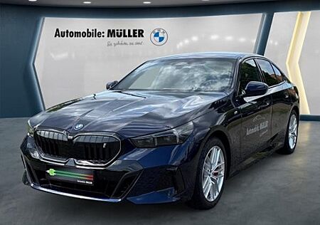BMW i5 eDrive40 Limousine M Sport Klima Navi AHK RFK HuD Alarm