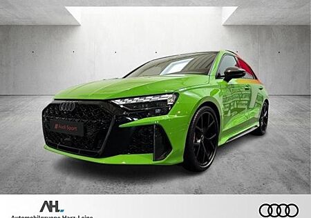 Audi RS3 Sportback Sportabgasanl. Pano Keramikbremse Quatttro