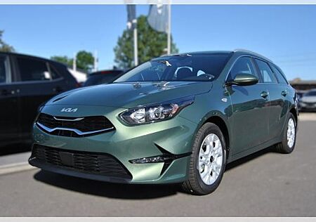 Kia Cee'd Sportswagon Ceed SW 1.5 T-GDI DCT7 Vision UVP 33.879 EUR