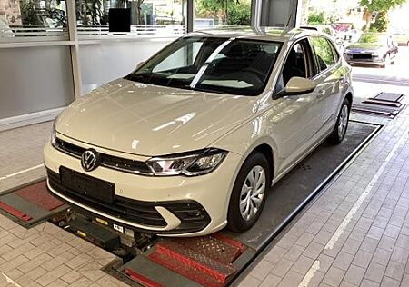 VW Polo Volkswagen 1.0 Life Einparkhilfe CarPlay Sitzheizung
