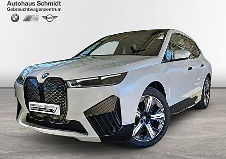 BMW iX xDrive50 655? netto Sportpaket*Sky Lounge*Driv A Prof*H/K*AHK*