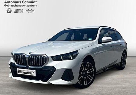 BMW 520 d xDrive Touring*M Sportpaket*H&K*AHK*LED*