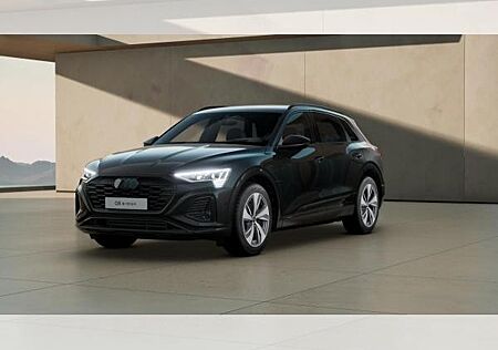 Audi Q8 e-tron S line 50 quattro, Matrix-LED, S line Interieur, Optikpaket Schwarz, Leder, Head-Up