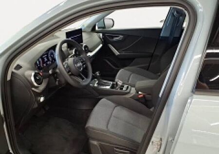 Audi Q2 35 TFSI S line *AHK*LED*RFK*MMI-Plus*StandH*