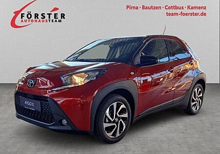 Toyota Aygo X 1,0-l-VVT-i 5-Türer Teamplayer