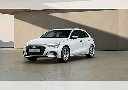 Audi A3 Sportback Advanced 40 TFSIe, Matrix-LED, 8-Fach bereift