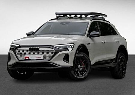 Audi Q8 e-tron 55 quattro **edition Dakar** SONDERMODELL