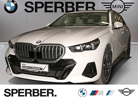 BMW 520 d Tour. "M Sport", DrivAssProf, ParkAssProf, H/K, HuD, Keyless, uvm.