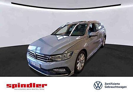 VW Passat Volkswagen Variant R-Line 2.0TSI DSG/ Pano, AHK, LED