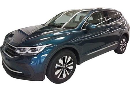 VW Tiguan Volkswagen (AX1)