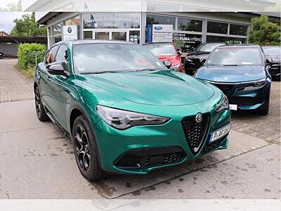 Alfa Romeo Stelvio **Sommeraktion**Intensa Q4 2.0 Turbo 16V EU6e El. Fondsitzverst. Navi Leder Digitales Co
