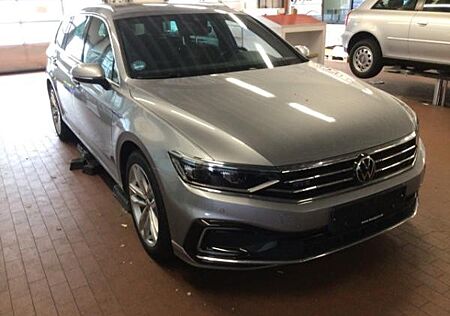 VW Passat Volkswagen Variant 1.4 TSI DSG Hybrid GTE AHK Standheizung