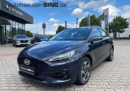 Hyundai i30 cw Kombi Automatik M-Hybrid Klima LED Kamera