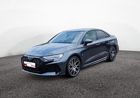 Audi RS3 Limousine 2.5 TFSI quattro 280 km/h Matrix