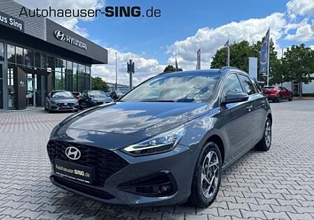Hyundai i30 cw Kombi Automatik M-Hybrid Klima LED Kamera