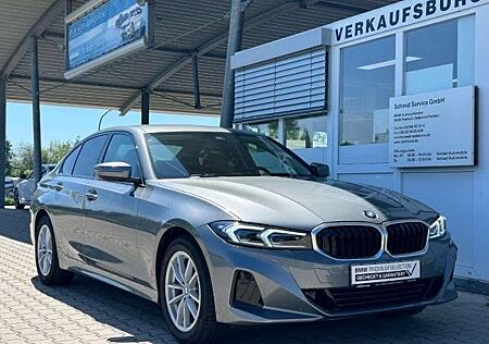 BMW 320 d Lim. AHK/AdaptLED/HUD GARANTIE bis 05/2029