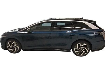 VW ID.7 Volkswagen Tourer - UPE 69.750 € AHK PANO KAMERA inkl. Winterräder
