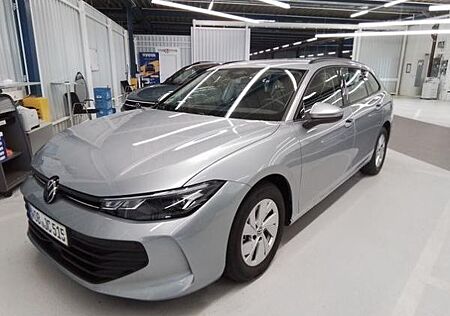 VW Passat Volkswagen Variant 1.5 eTSI DSG