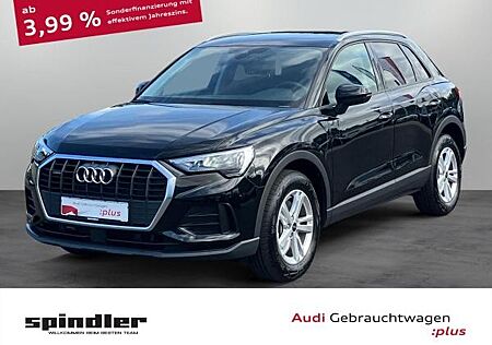 Audi Q3 40 TDI quattro S-tronic / MMI-Navi plus, RFK