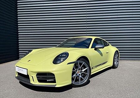 Porsche 992 Carrera T