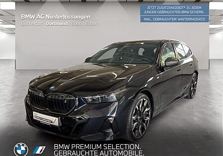BMW i5 eDrive40 Touring M Sport AHK **Inkl. Winterräder**