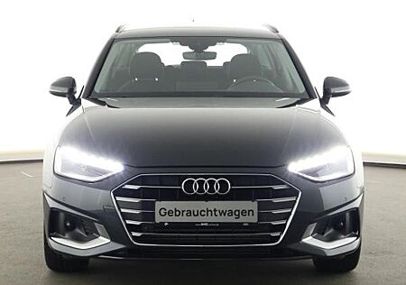 Audi A4 Avant (8WD)