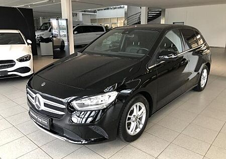Mercedes-Benz B 180 Style mit Sitzheizung+Licht&Sicht+MBUX Navigation+Automatik+2 Jahre Garantie