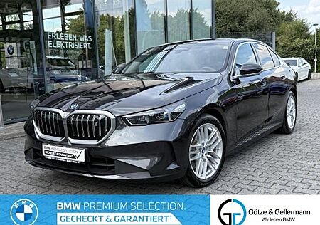 BMW i5 eDrive40 Pano Adapt.LED Stop&Go HarmanKardon