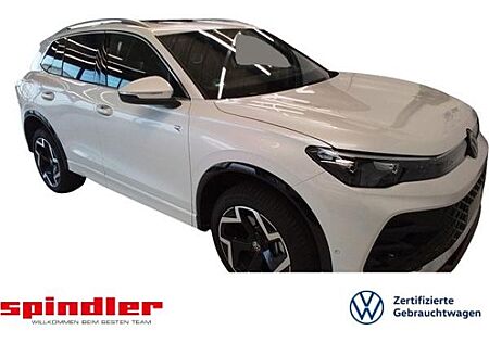 VW Tiguan Volkswagen R-Line 2.0 TDI 4M DSG / Pano, AHK, LED+