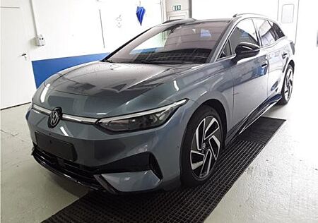 VW ID.7 Volkswagen Tourer Pro S 5.-J.-GAR IQ-LIGHT DCC KAMERA