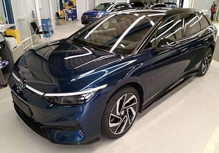 VW ID.7 Volkswagen Tourer Pro S 210 kW - IQ Light Discover Pro Max Wärmepumpe Kamera LM SHZ HUD App-Connect ACC