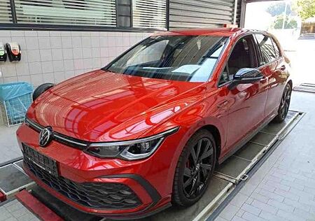 VW Golf Volkswagen VIII 2.0 TSI DSG GTI Black Style