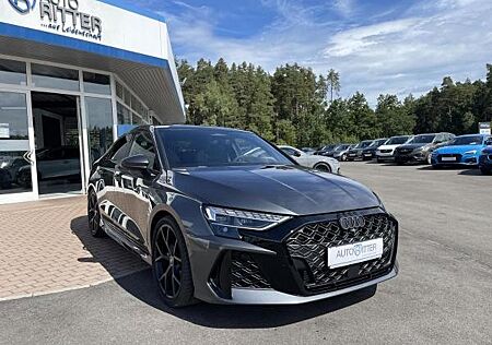 Audi RS3 Limo SONOS+PANO+5Jahre Garantie
