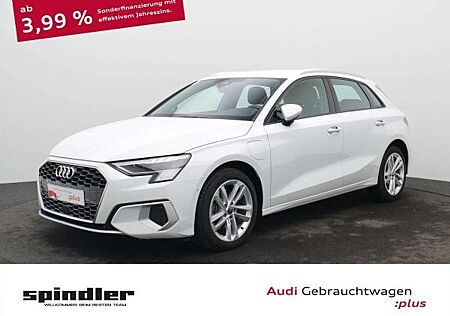 Audi A3 advanced 40 TFSIe S-tronic / Matrix