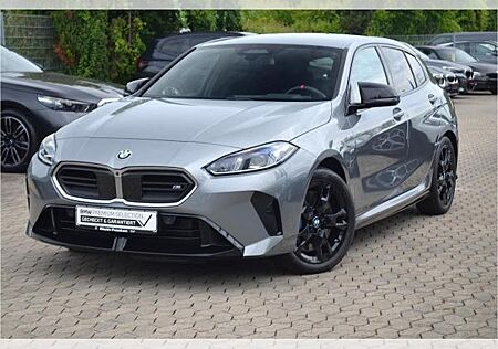 BMW M135i xDrive LiveCptProf, Ad.LED, Dr.Ass.Prof, Parkassistenz Prof, Lenkradhzg. uvm.