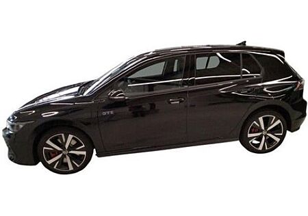VW Golf Volkswagen VIII GTE FACELIFT Hybrid DSG ACC DCC AHK BLACK STYLE HEAD UP