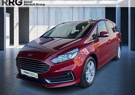 Ford S-Max Titanium