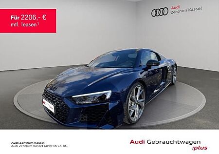 Audi R8 Coupe V10 performance RWD LED B&O Kam. Carbon