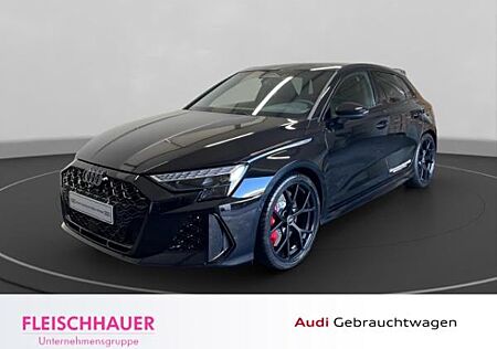 Audi RS3 Sportback 2.5 TFSI quattro S tronic *SONOS*Panorama*Carbon*Matrix*Assistenzpaket*